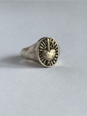 Bleeding Heart Sterling Silver Ring: Etah Love Size 4